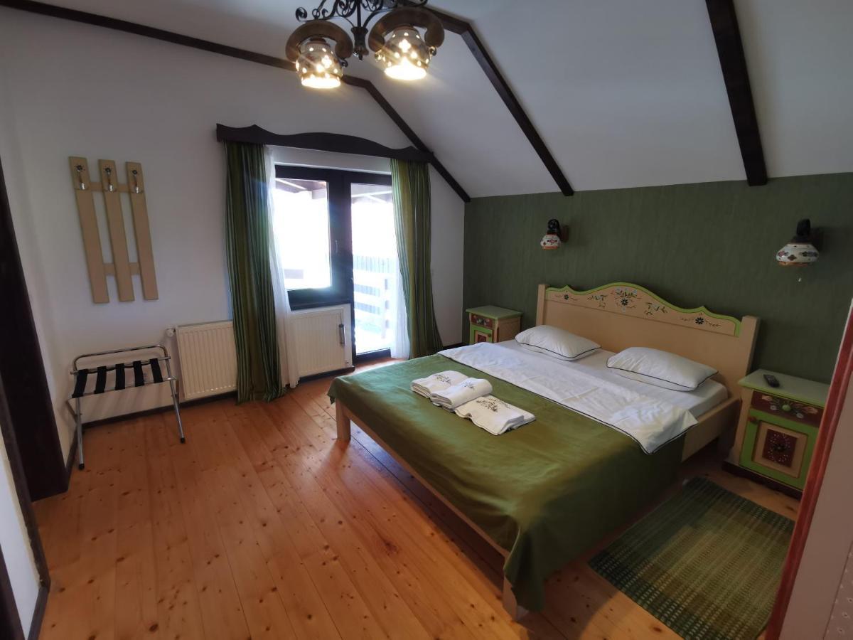Pensiunea Casa Moga Bucium  Extérieur photo